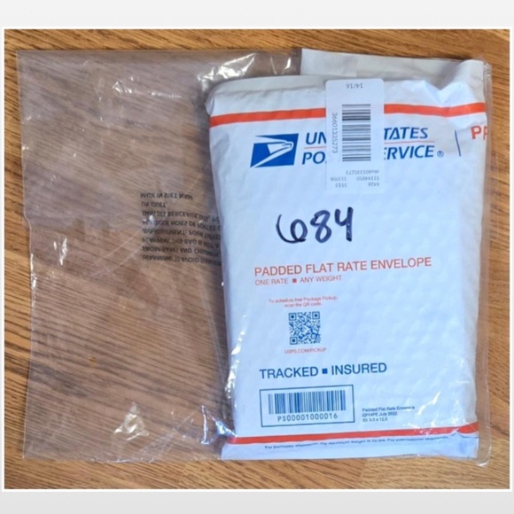 New Primitives By Kathy Sign Small Carrot Distressed Wood Wall Textured Décor - Picture 13 of 13